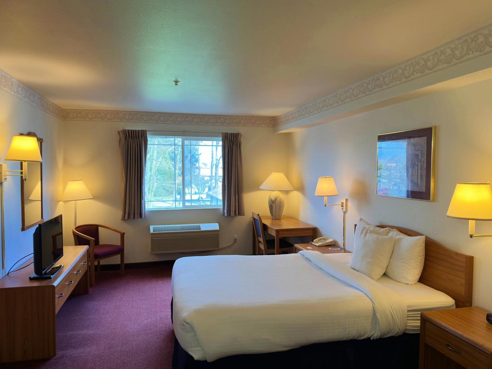 Peppermill Empress Inn เซ็นทราเลีย ภายนอก รูปภาพ